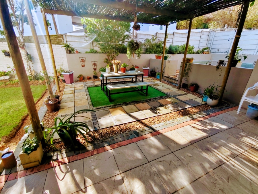 3 Bedroom Property for Sale in Berg En Dal Western Cape